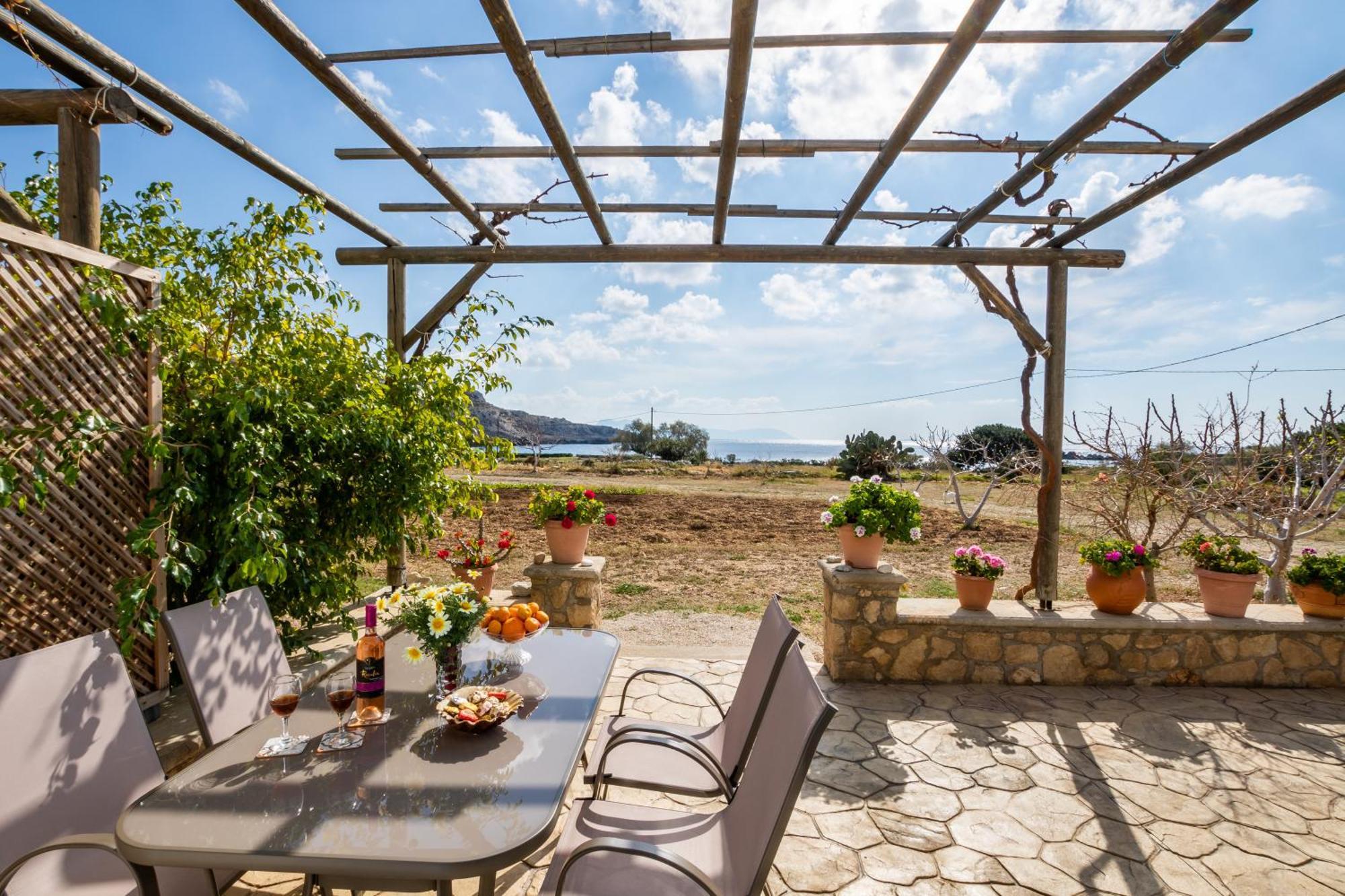 Appartamento Venetia'S Garden Lefkos  Esterno foto